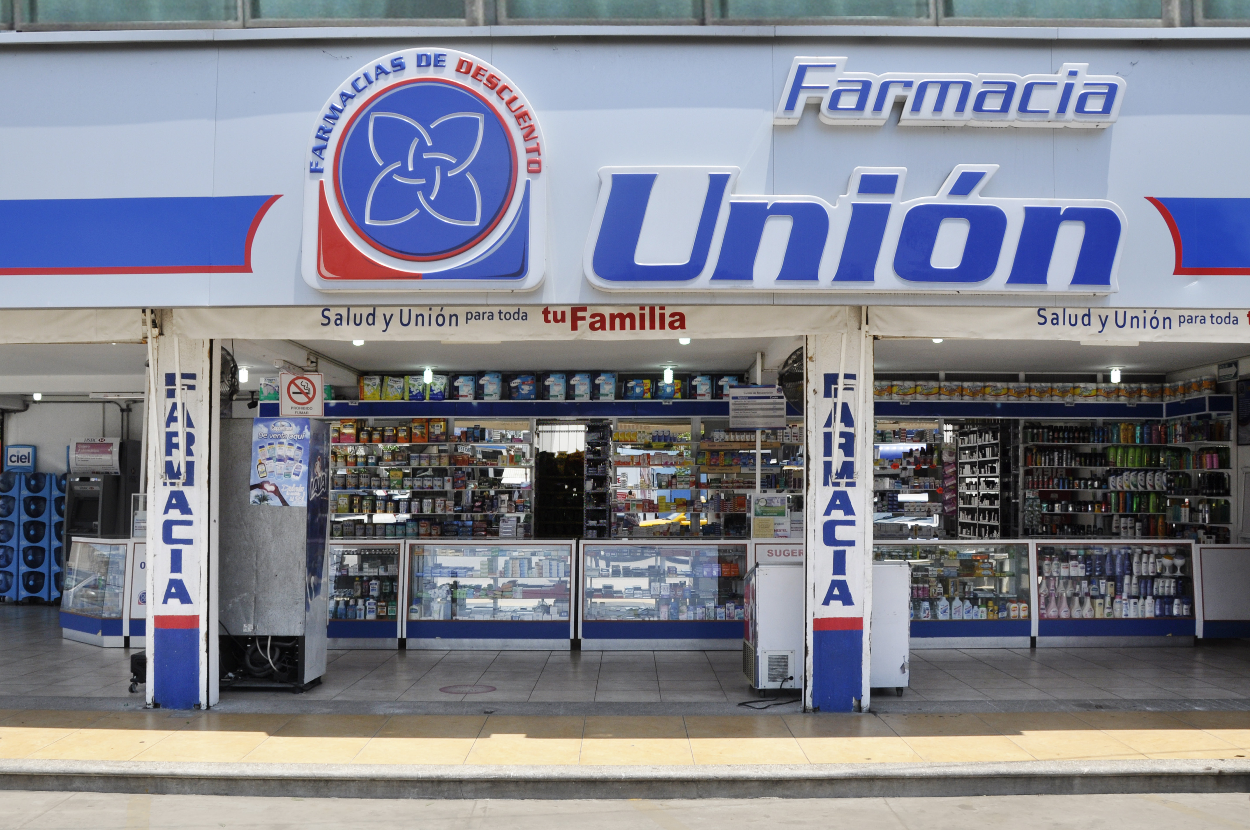 Farmacias de Descuento Unión asegura con Veeam Backup & Replication la